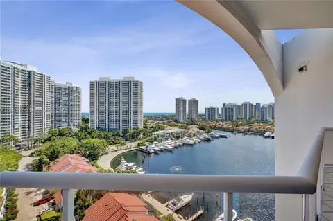 3610 Yacht Club Dr #PH07, Aventura, FL 33180