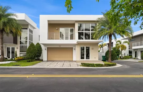 7540 NW 97th Pl, Doral, FL 33178