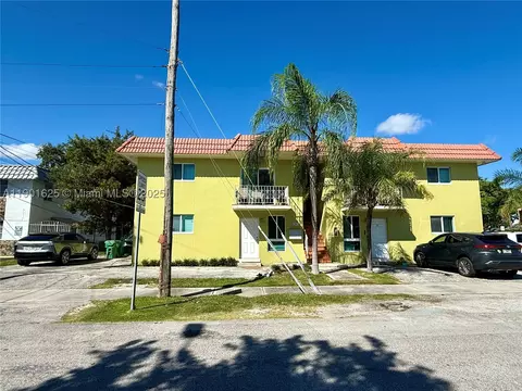 4201 SW 7th St, Miami, FL 33134