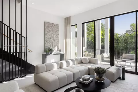 84 SW 28th Rd #5, Miami, FL 33129