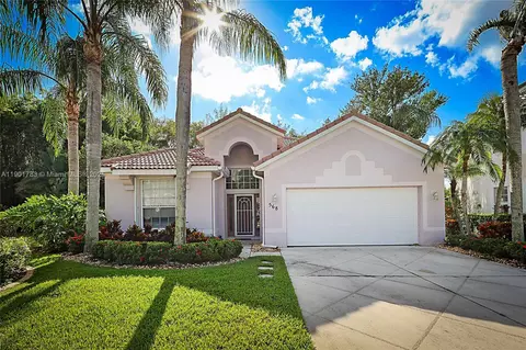 568 SW Saint Martins Cv, Port Saint Lucie, FL 34986