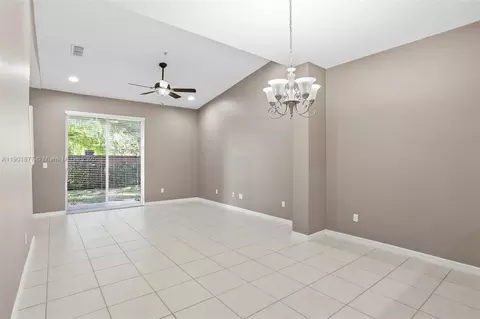 935 Davenwood Ct, Ocoee, FL 34761