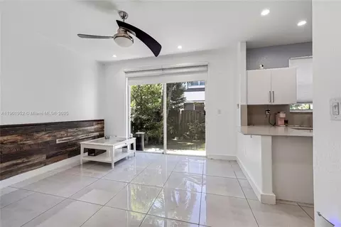 Living - 7634 NW 114th Path, Doral, FL 33178 photo 5 of 6