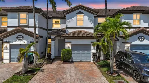 Exterior - 7634 NW 114th Path, Doral, FL 33178 photo 2 of 5