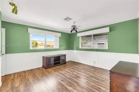 3382 SE Hawthorne St, Stuart, FL 34997 photo 9