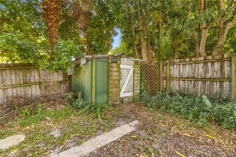 3382 SE Hawthorne St, Stuart, FL 34997 photo 23