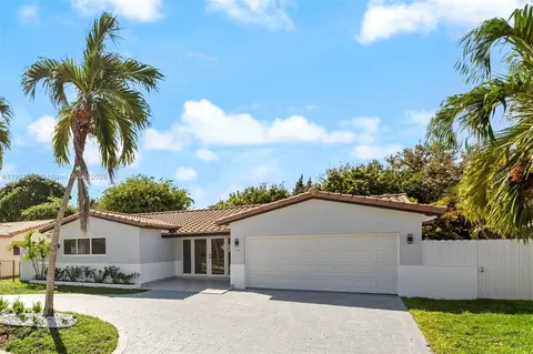 5512 Grant St, Hollywood, FL 33021
