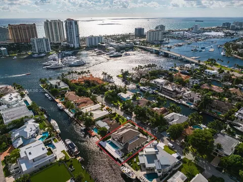 2605 Castilla Isle, Fort Lauderdale, FL 33301