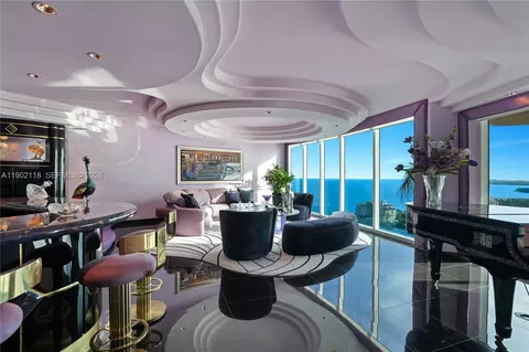 300 S Pointe Dr #TH 3103, Miami Beach, FL 33139