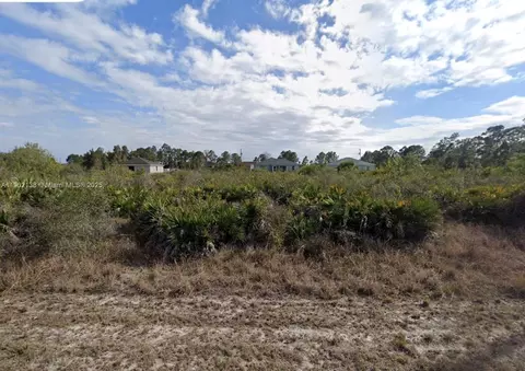 118 Pageant, Lehigh Acres, FL 33974