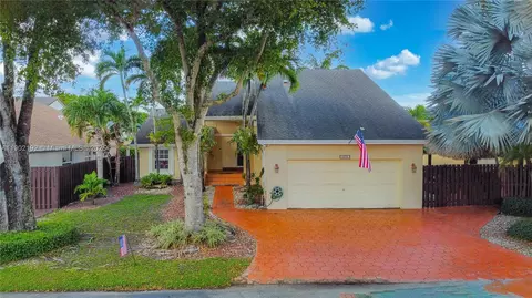 4235 SW 148th Pl, Miami, FL 33185