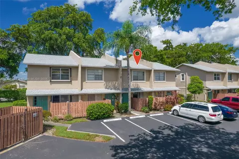 802 Banks Rd, Coconut Creek, FL 33063 photo 1