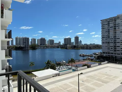 2780 NE 183rd St #606, Aventura, FL 33160