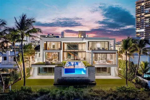 3052 N Atlantic Blvd, Fort Lauderdale, FL 33308