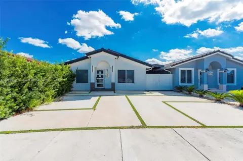 9174 NW 114th Ter, Hialeah Gardens, FL 33018
