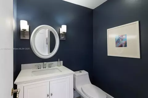 Bath - 11003 SW 77th Ct Cir, Pinecrest, FL 33156 photo 1 of 5