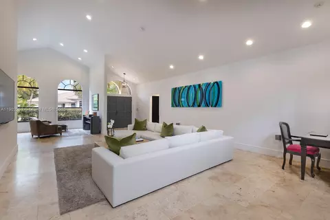 Living - 11003 SW 77th Ct Cir, Pinecrest, FL 33156 photo 3 of 3
