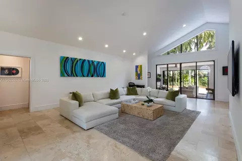 Living - 11003 SW 77th Ct Cir, Pinecrest, FL 33156 photo 2 of 3