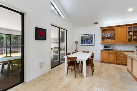 Other - 11003 SW 77th Ct Cir, Pinecrest, FL 33156 photo 4 of 9