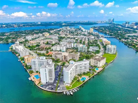 9102 W Bay Harbor Dr #6-B, Bay Harbor Islands, FL 33154