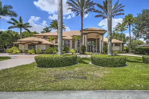 3828 Pine Lake Dr, Weston, FL 33332