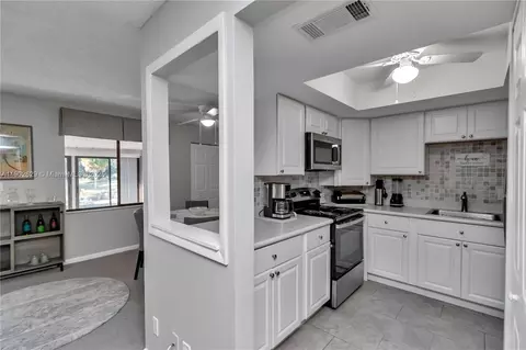Kitchen - 737 Midway Dr #B, Ocala, FL 34472 photo 2 of 3
