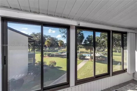Exterior - 737 Midway Dr #B, Ocala, FL 34472 photo 4 of 6