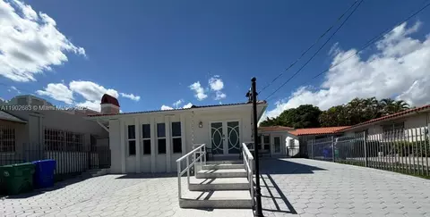 1030 SW 10th Ave, Miami, FL 33130