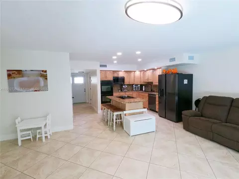 6855 W 2nd Ln, Hialeah, FL 33014 photo 7