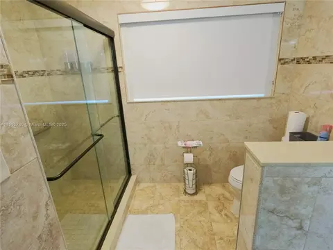 6855 W 2nd Ln, Hialeah, FL 33014 photo 33