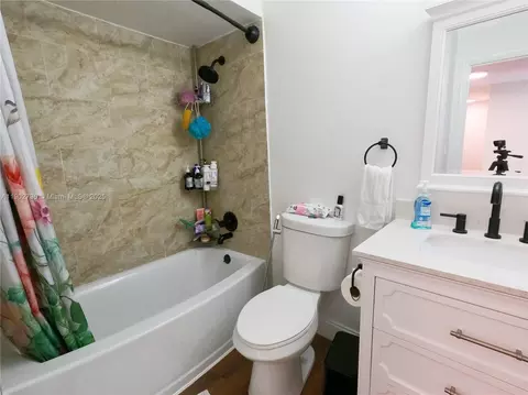 6855 W 2nd Ln, Hialeah, FL 33014 photo 27