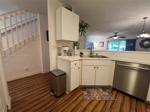 Kitchen - 151 Timberwalk Trl #151, Jupiter, FL 33458 photo 2 of 6