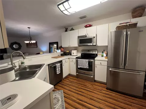 Kitchen - 151 Timberwalk Trl #151, Jupiter, FL 33458 photo 1 of 6
