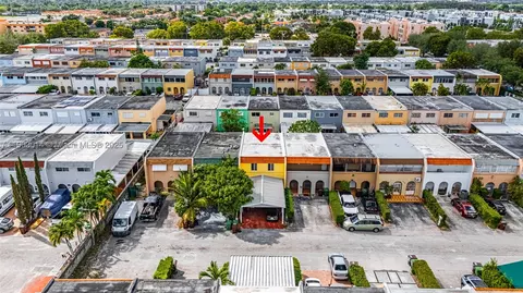 View/Area - 7144 W 2nd Ln, Hialeah, FL 33014 photo 8 of 8