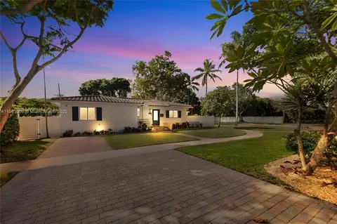 2 NE 108th St, Miami Shores, FL 33161