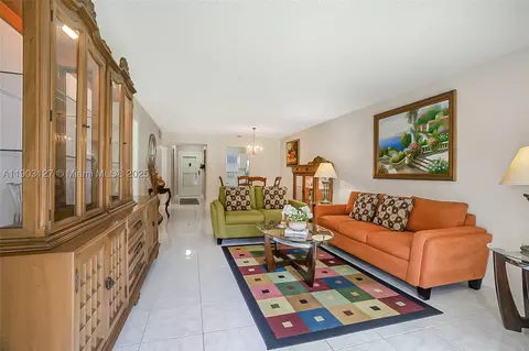 5900 NW 44th St #202, Lauderhill, FL 33319