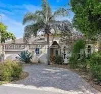 950 Greensward Ln, Delray Beach, FL 33445