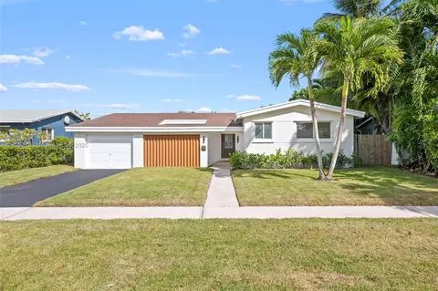 3207 Wilson St, Hollywood, FL 33021