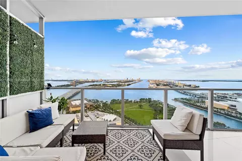 1100 Biscayne Blvd #3303, Miami, FL 33132