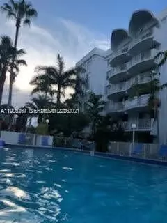 488 NW 165th St Rd #B-112, Miami, FL 33169