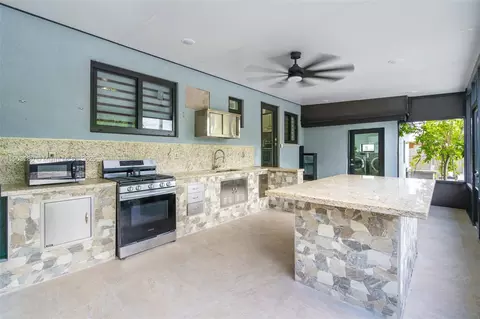 Kitchen - 175 W 56th St, Hialeah, FL 33012 photo 2 of 2