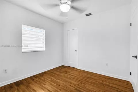 Bedroom - 175 W 56th St, Hialeah, FL 33012 photo 4 of 6