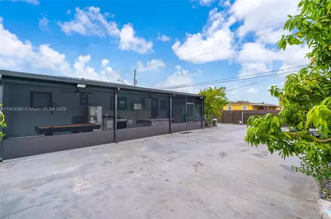 Exterior - 175 W 56th St, Hialeah, FL 33012 photo 10 of 11
