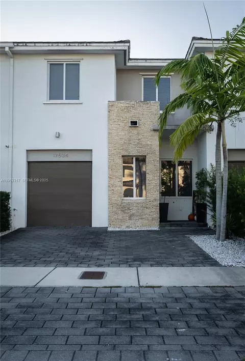 17534 SW 153rd Ave, Miami, FL 33187