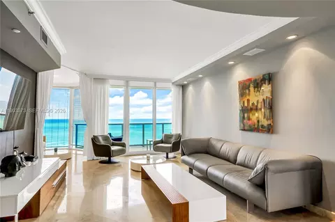 19333 Collins Ave #1903, Sunny Isles Beach, FL 33160