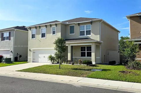 2722 Numa Falls Ave, Davenport, FL 33837
