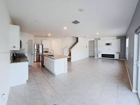 2722 Numa Falls Ave, Davenport, FL 33837