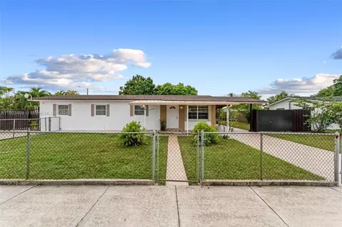 19700 NW 48th Ave, Miami Gardens, FL 33055