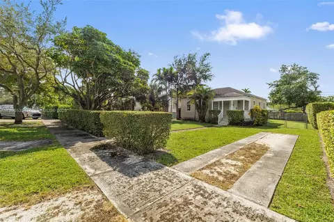52 Flagler Dr, Miami Springs, FL 33166