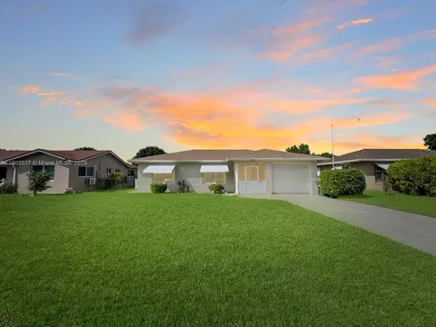 8203 NW 104th Ave, Tamarac, FL 33321